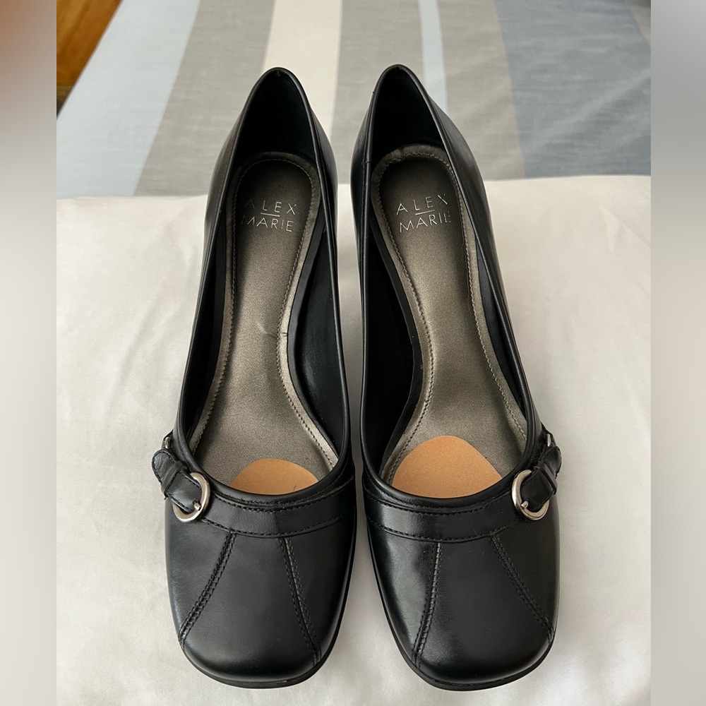 Ladies heels